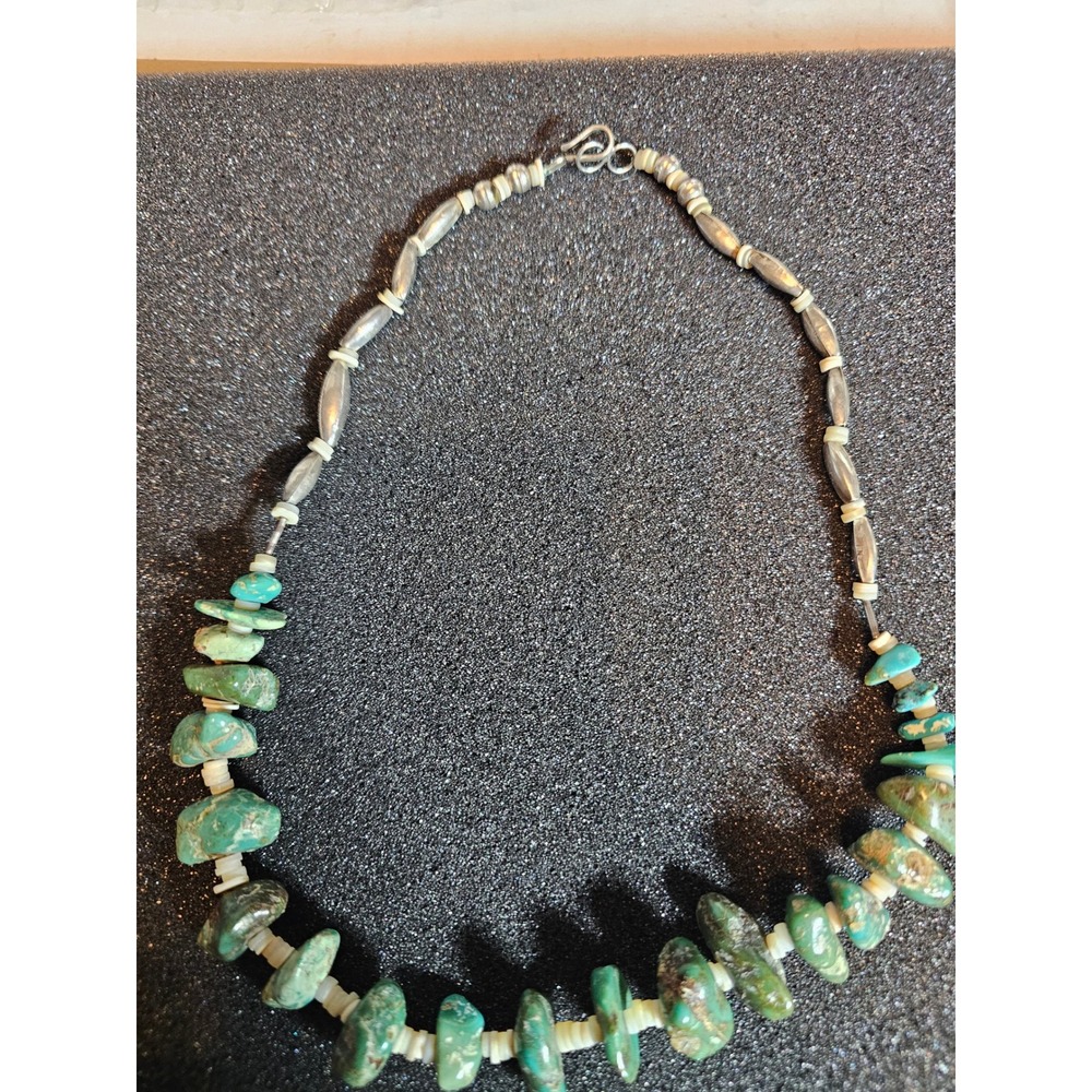 Vintage Turquoise Nugget Necklace Women 20in Green Blue Silver Heishi Boho Good